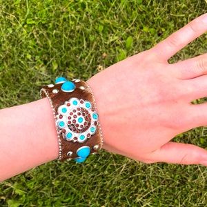Cow hide turquoise bling bracelet